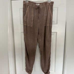 O’Neill Women’s Joggers, size M